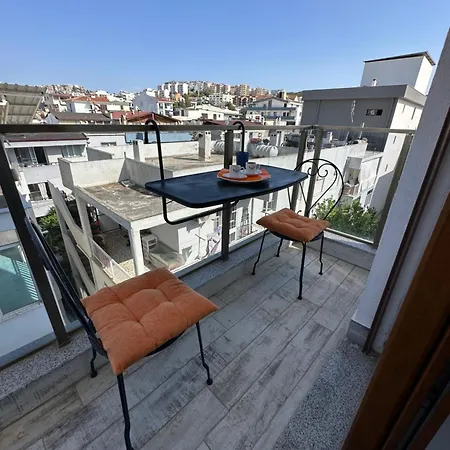 Deniz Apartment Kusadasi