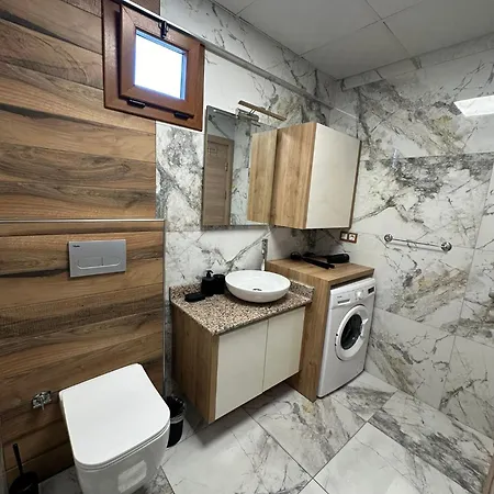 Deniz Apartment *
